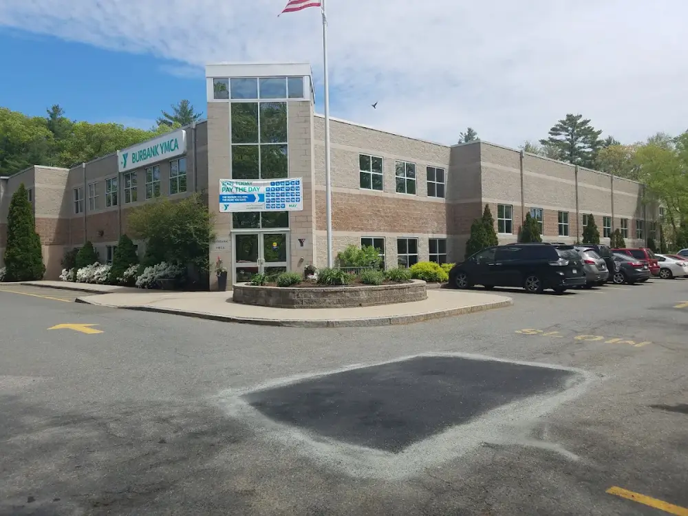 Burbank YMCA, Reading