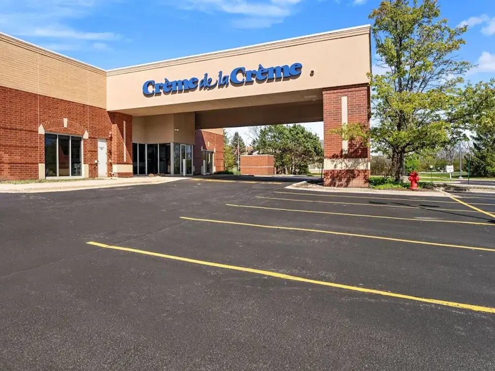 Creme de la Creme Glenview, Glenview