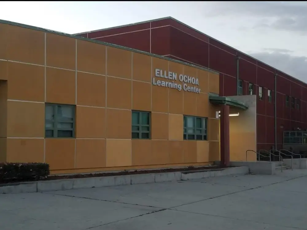 Ellen Ochoa Learning Center, Cudahy