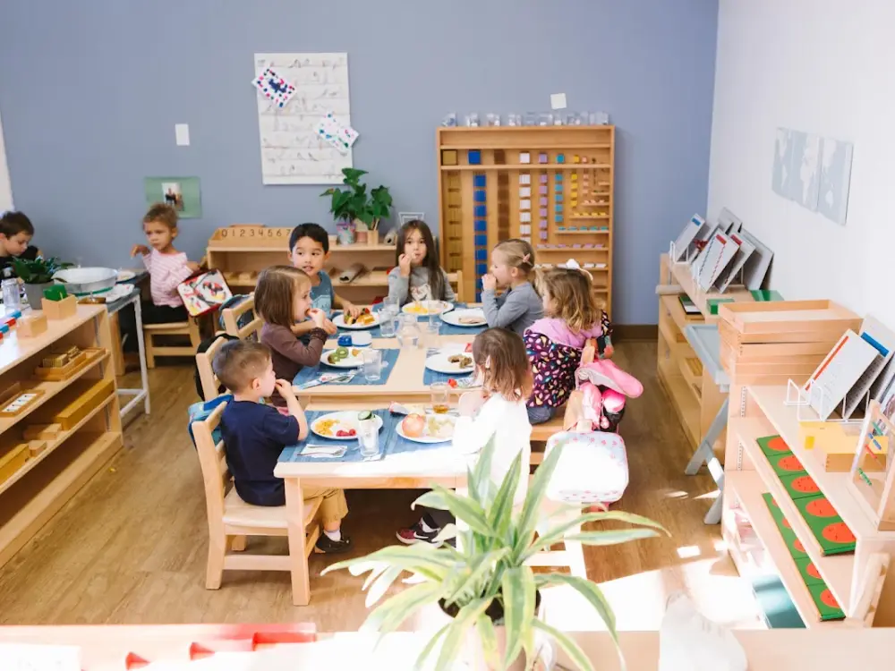 Guidepost Montessori at Oak Brook, Oak Brook