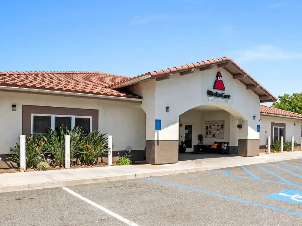 Highgrove KinderCare, Corona
