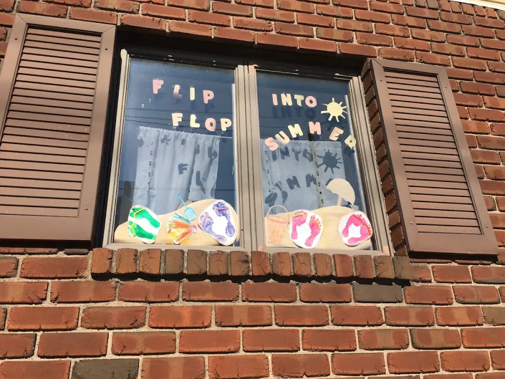 Kids Corner, Summit Hill
