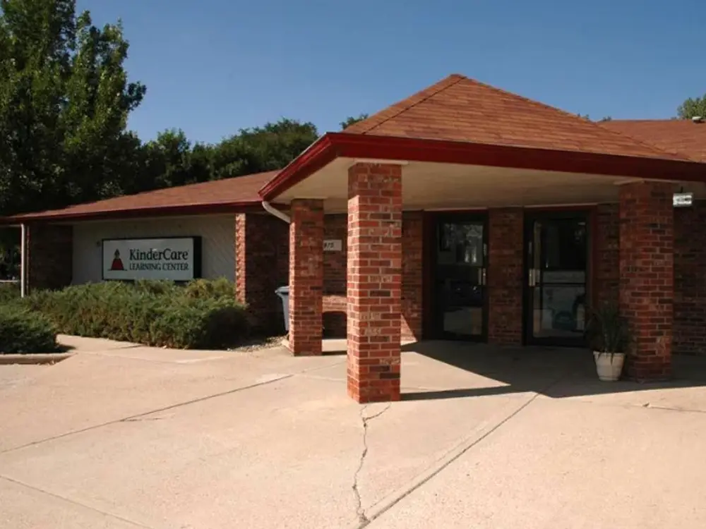 Kindercare Learning Centers LLC (975 S Kipling PKWY), Lakewood