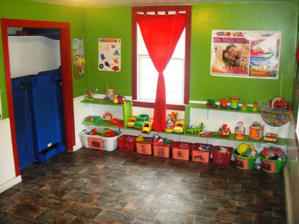 Lil' Angels Daycare Center, Austin