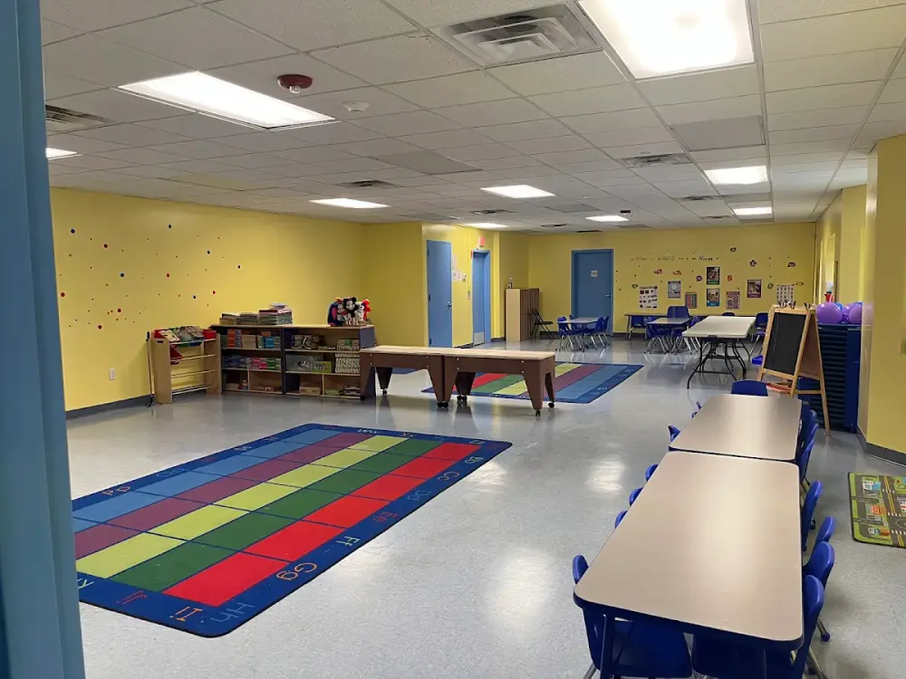 Minime Kiddy Daycare Inc./Children and Youth Hub Station, Hempstead