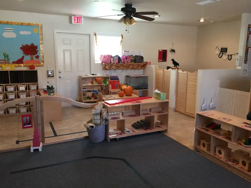 Montessori Kids Land Academy, Redlands