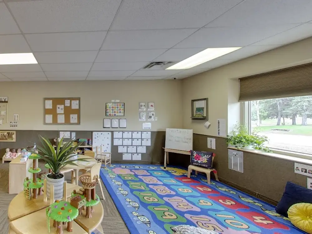 New Horizon Academy (1385 Conway St), Saint Paul