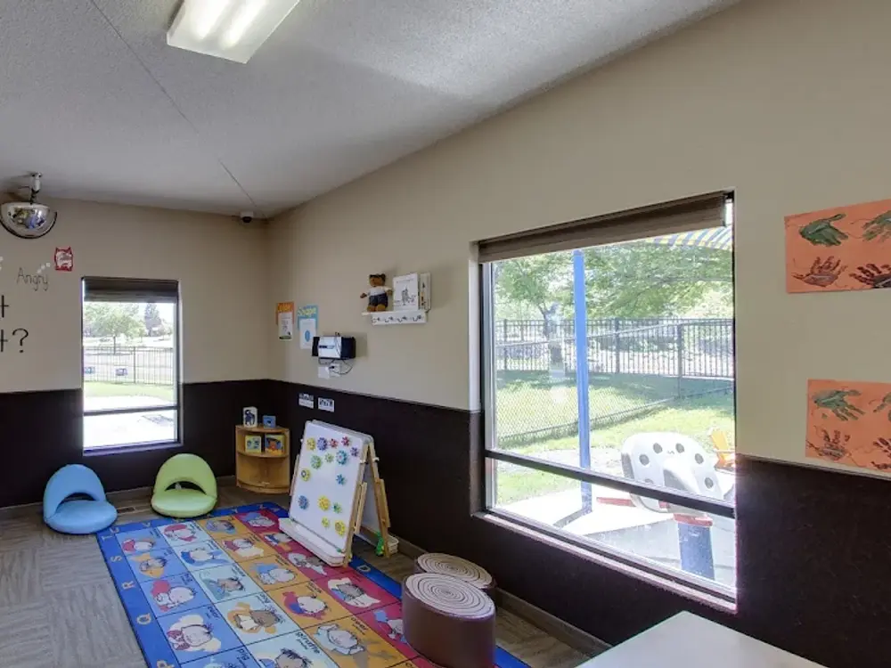 New Horizon Academy (548 Prairie Center Dr) in Eden Prairie, MN