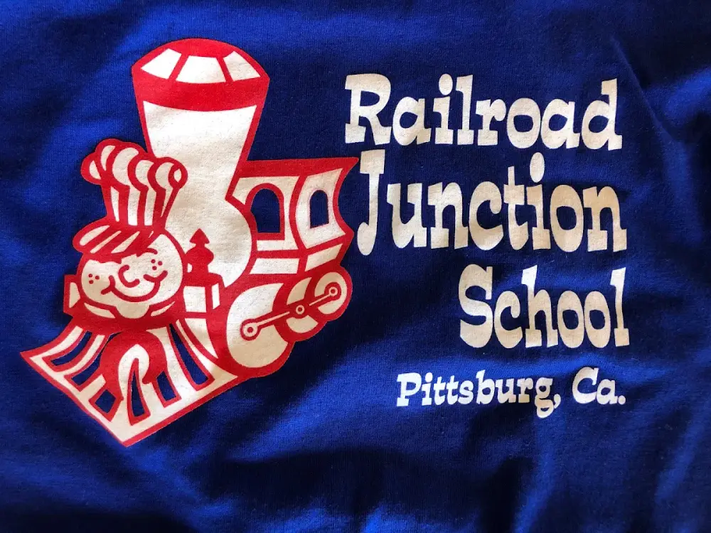 Railroad Junction School, Pittsburg