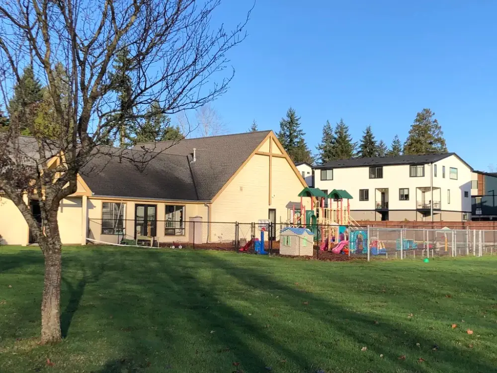 Small World Montessori, Everett