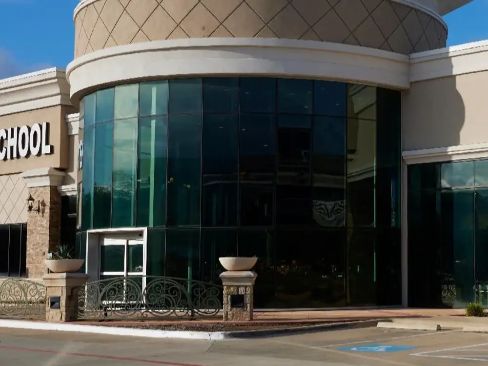 The Crème School of Chanhassen, MN, Chanhassen