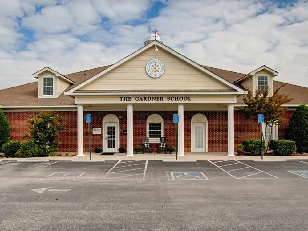 The Gardner School of Brentwood, Brentwood